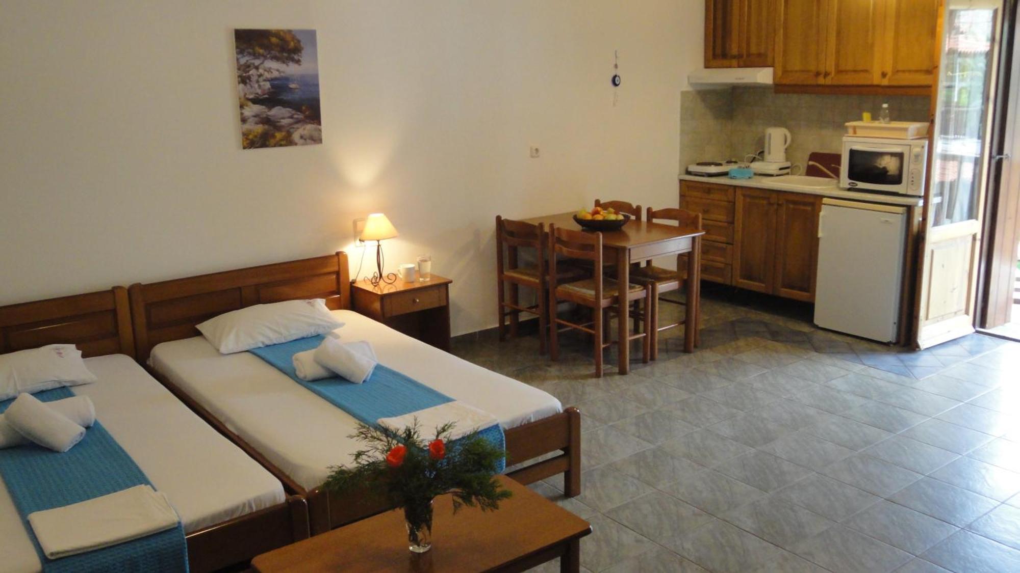 Aparthotel Melrose Skopelos Habitación foto